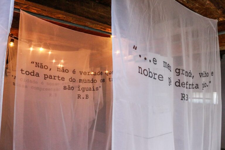 Exposição que celebra os 110 anos de Rubem Braga segue até o fim de março