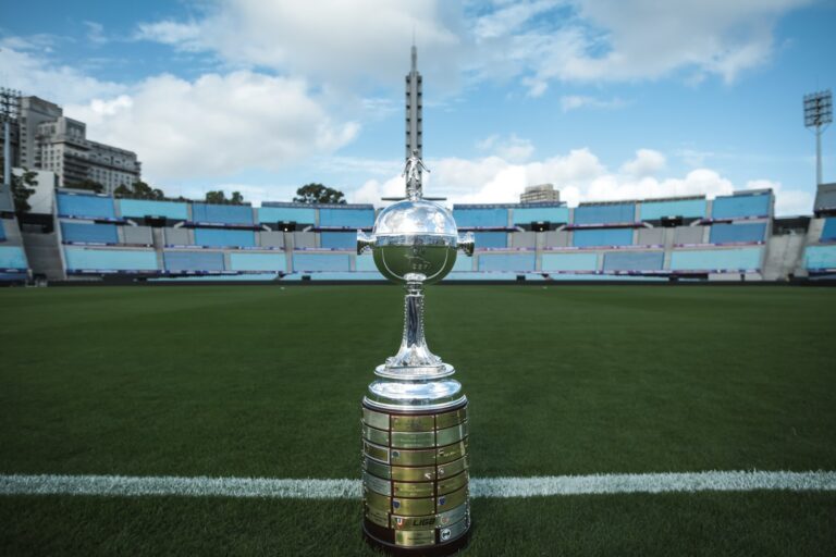 Conmebol confirma datas e horários da fase de grupos da Libertadores; veja estreias de brasileiros