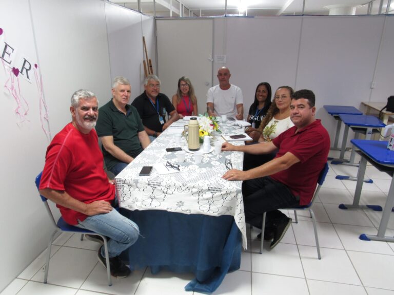 Equipe do SINE estadual visita Marataízes com o objetivo de estreitar laços