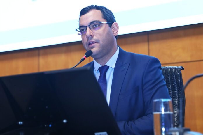 Baixa cobertura vacinal preocupa Bruno Resende 