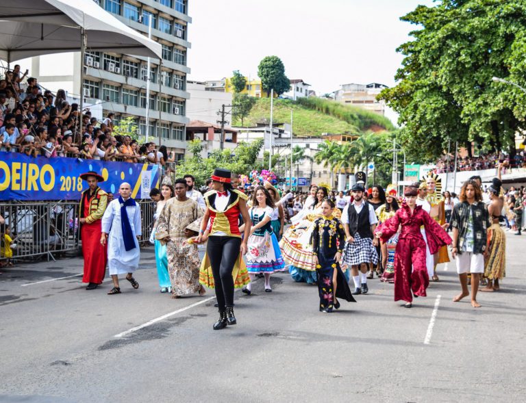 Festa de Cachoeiro: retorno do desfile marca programação solene do evento