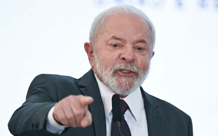 Após ser chamado de “jumento”, Lula rebate fala de Bolsonaro