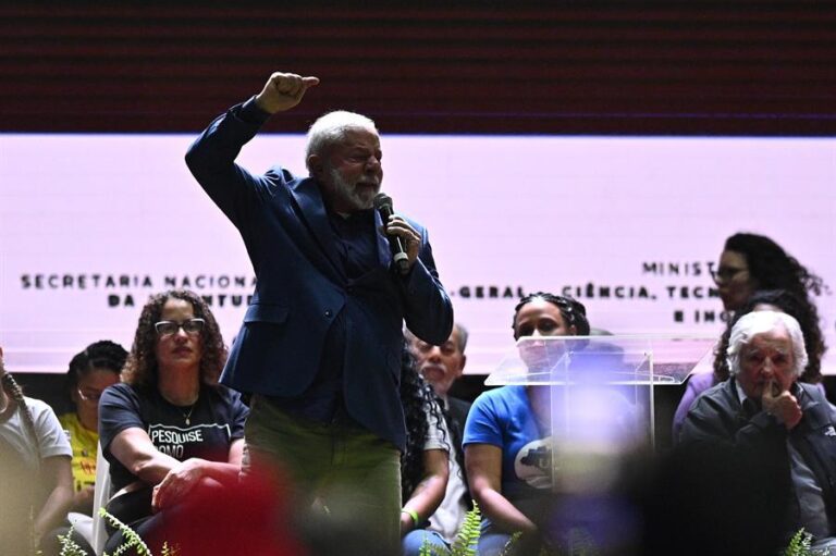 Lula ataca Jair Bolsonaro e fala em fascismo e nazismo