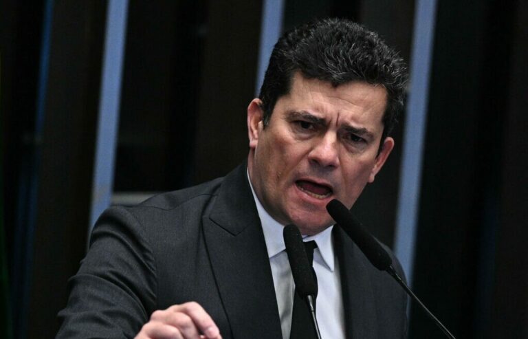 Moro critica PGR por pedido de lista de seguidores de Bolsonaro