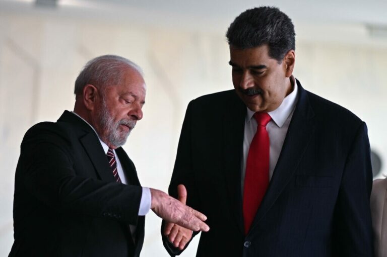 Sobre eleições na Venezuela, Lula zomba da democracia