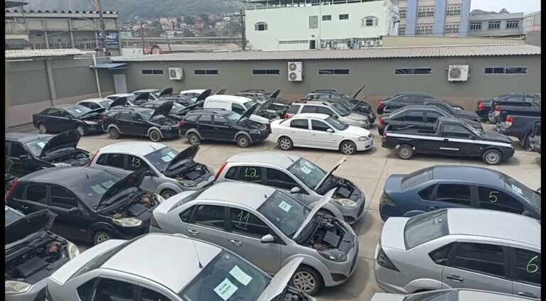 Polícia Civil arrecada mais de um milhão de reais no 1º leilão de viaturas da instituição