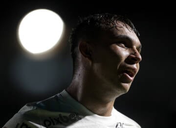 Destaque do Corinthians contra Vasco, Giovane projeta "jogo difícil" diante do Internacional
