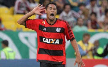 Ex-Flamengo, Hernane Brocador é anunciado como novo atacante da Portuguesa-RJ para 2024