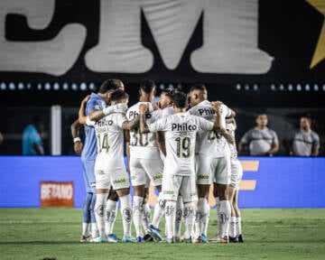 Defesa do Santos desanda em momento crucial da temporada