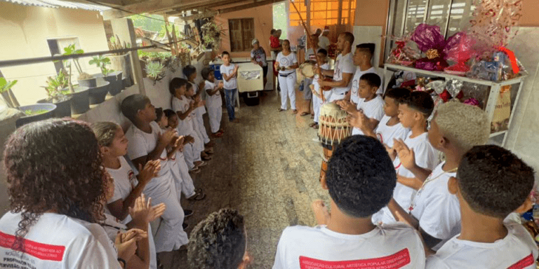 Evento cultural em Nova Venécia promove a capoeira e transformação social através da educação, organizado pelo governo do ES