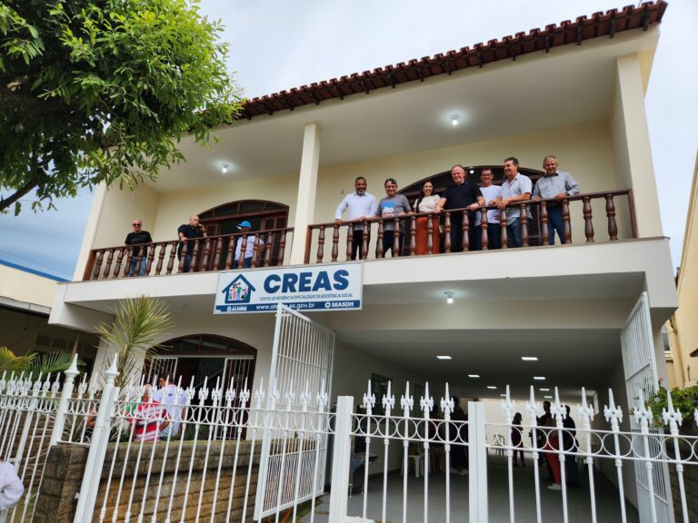 Governo do Espírito Santo – Governador inaugura Creas e anuncia novos investimentos em Alegre