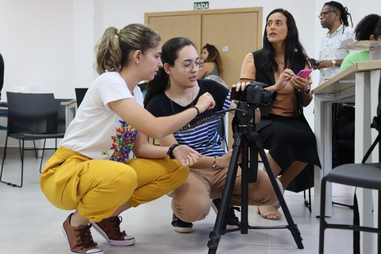 Governo ES – Hub ES+ oferece novas vagas gratuitas para cursos de produção de vídeos em parceria com Senac