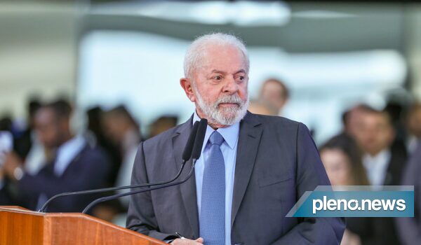 Ministros evangélicos emitem nota de repúdio contra Lula
