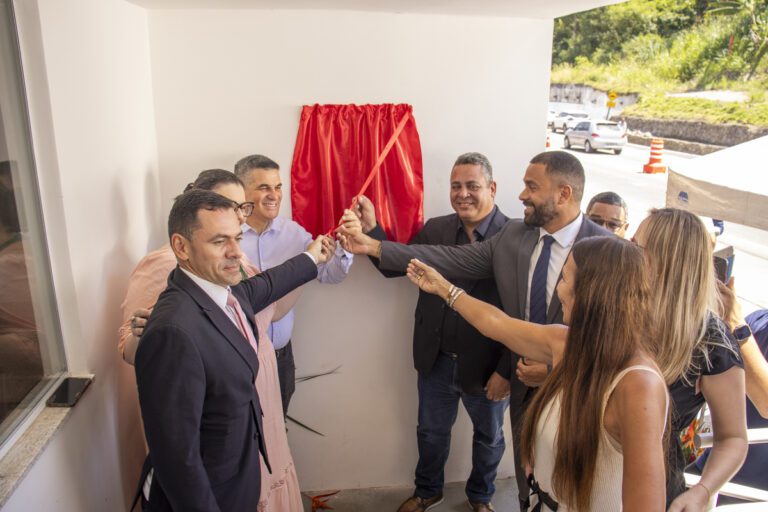 Piúma inaugura o primeiro Escritório Social municipalizado do país - PIÚMA