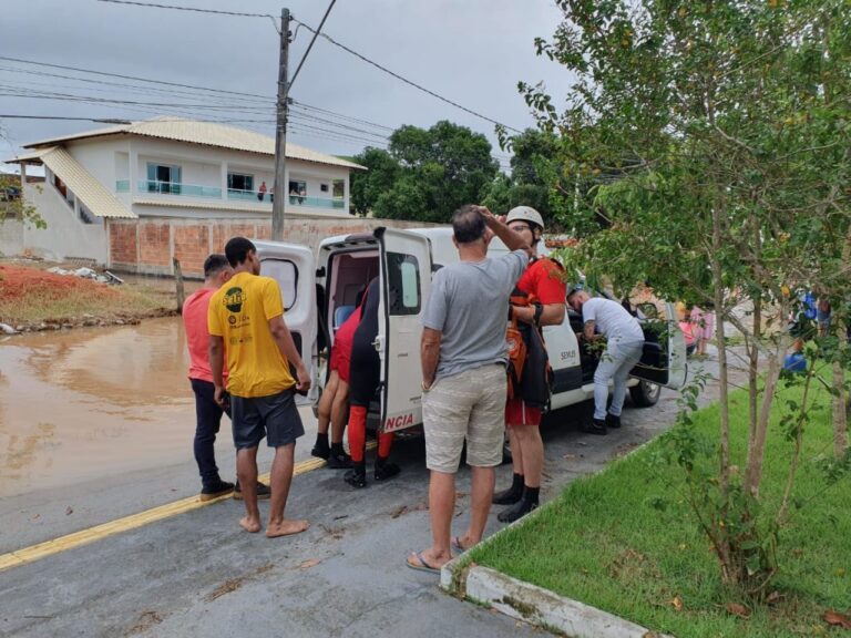 Prefeitura de Cachoeiro mobiliza equipes para atender população afetada pela chuva