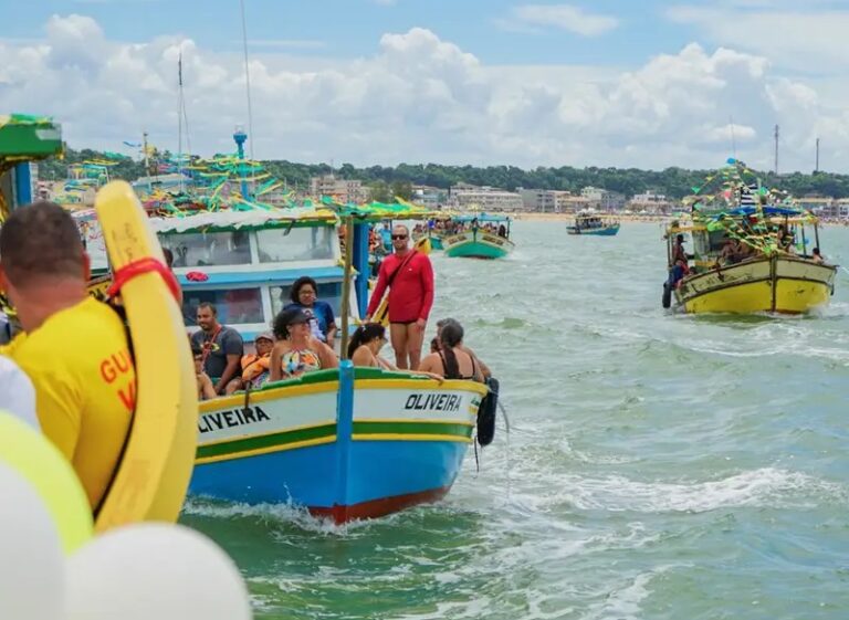 Confira a Programação da 114ª Festa das Canoas em Marataízes