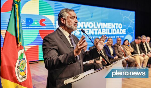 Criticado, Pimenta defende ter sido escolhido ministro para RS