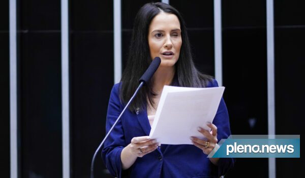 Morre a deputada Amália Barros, vice-presidente do PL Mulher