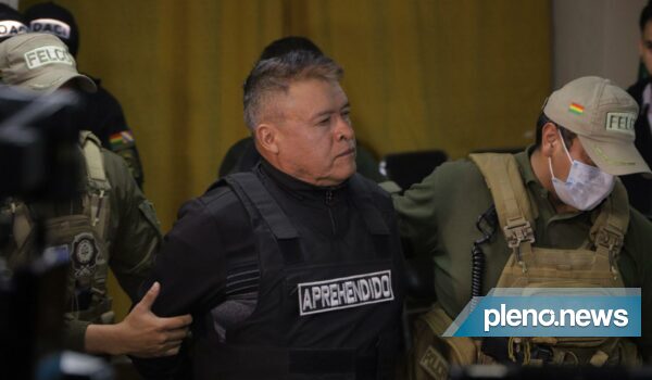 Bolívia: General acusado de golpe diz que presidente ordenou ação