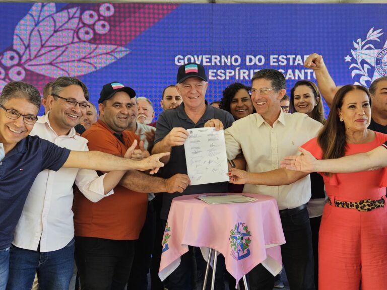 Governo ES: Inauguração de obras e edital para pavimentação de rodovia em Divino de São Lourenço.