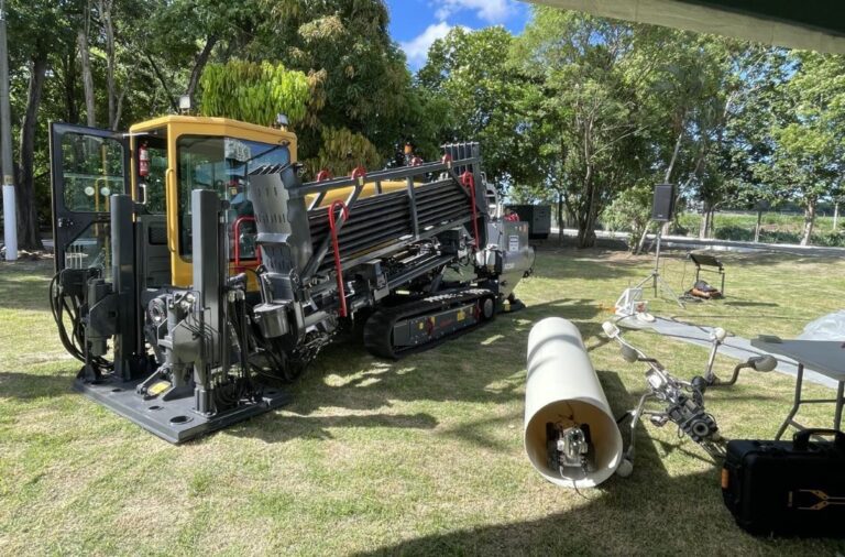 Início da substituição de redes de água na Praia do Canto pelo Governo ES – Cesan com uso de robôs.