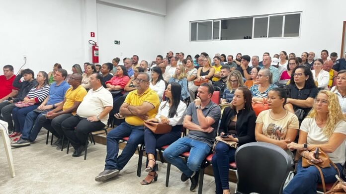 Notícia Audiência Pública sobre diretrizes do orçamento reúne lideranças de Anchieta - Prefeitura Municipal de Anchieta