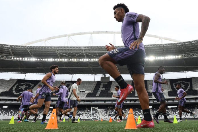Botafogo encerra preparação para duelo contra o Capital-DF pela Copa do Brasil