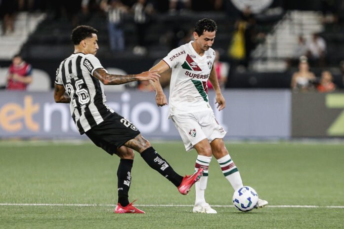 "Tem que respeitar o seu pai": Botafogo provoca Fluminense após clássico