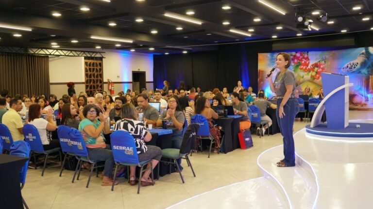Agentes da Sala do Empreendedor participam de Encontro de Redes de Salas em Vitória - Prefeitura de Cachoeiro de Itapemirim