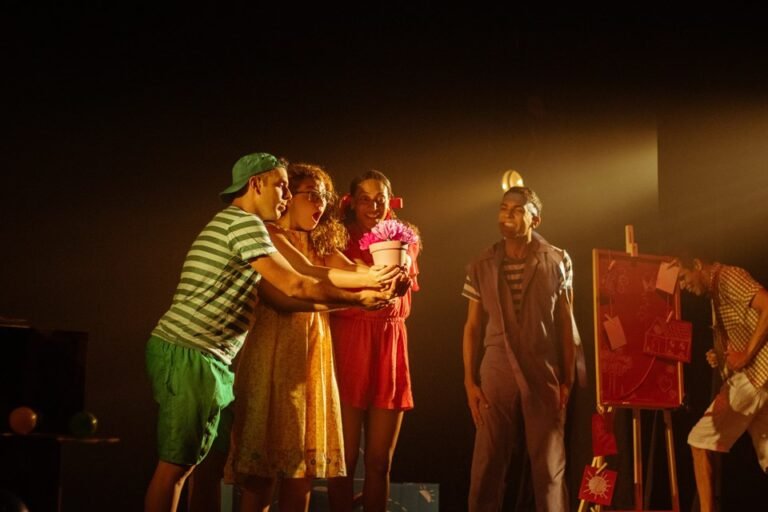 Governo do ES: Grupo Beta de Teatro reestreia ‘Os Irmãos de Papel’ em Vitória