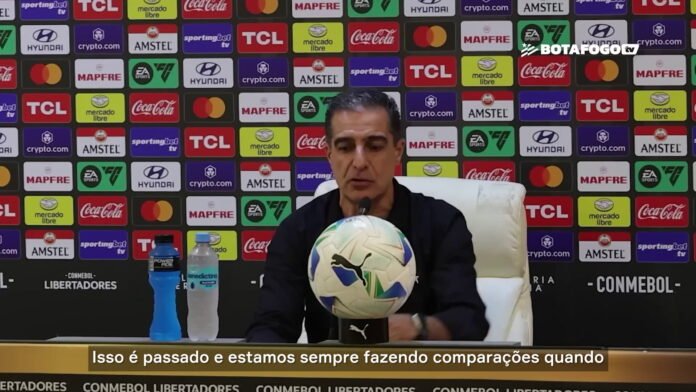 Renato Paiva evita comparações com Botafogo campeão da Libertadores