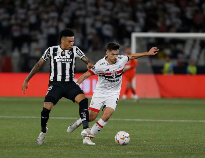 Veja tudo sobre a partida entre São Paulo e Botafogo pela segunda rodada do Brasileirão
16/04/2025 às 05:00
•
Atualizado: às 07:53