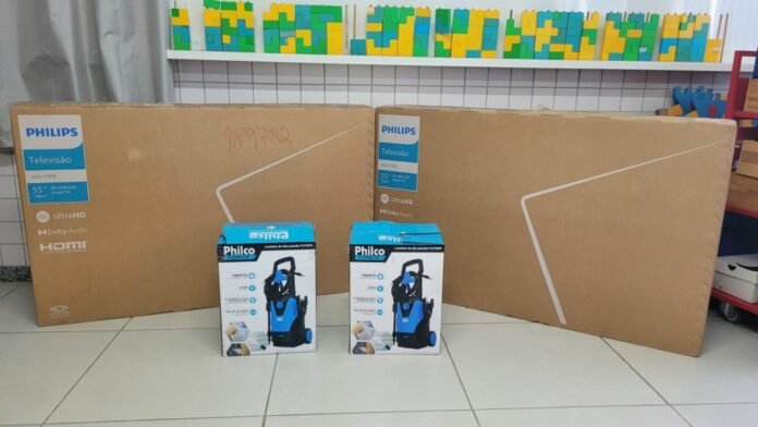Prefeitura entrega equipamentos para escolas de Educação Infantil - Prefeitura de Cachoeiro de Itapemirim