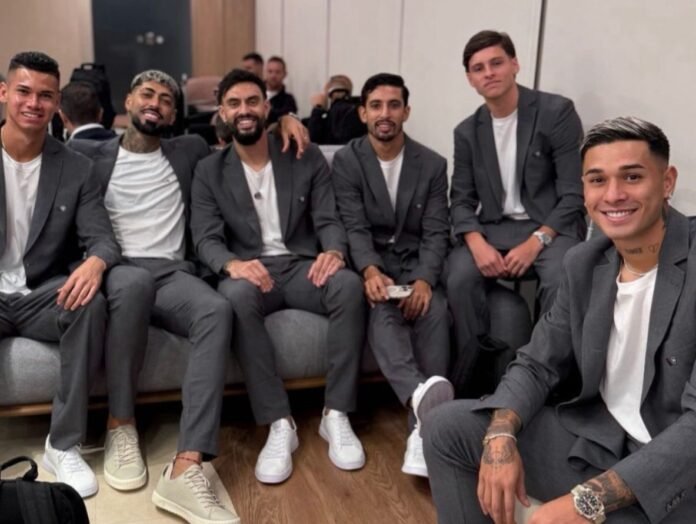 Botafogo embarca rumo aos EUA para disputa do Mundial; veja relacionados